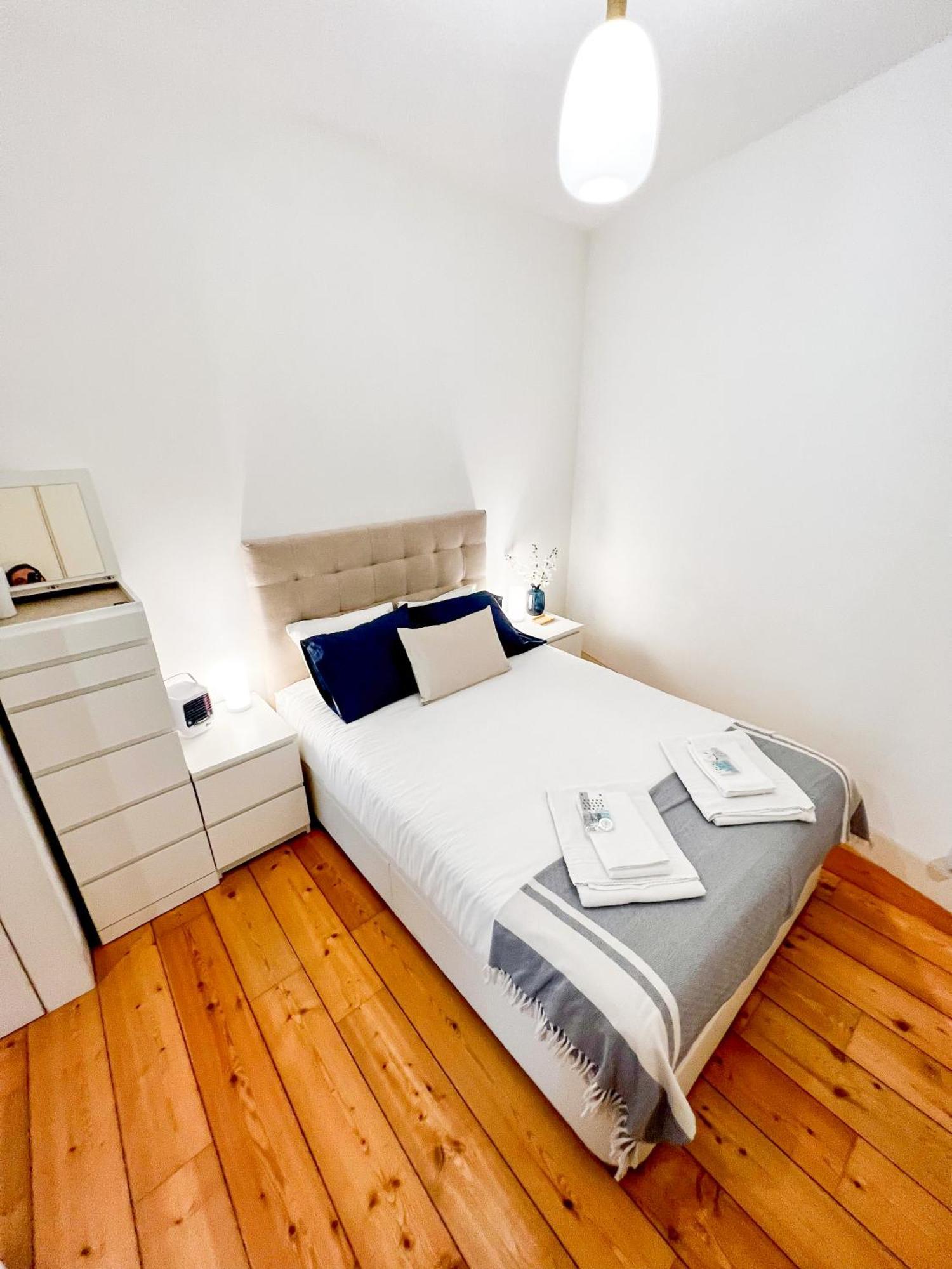 Arsenal 108, Design Apartments - New Light Downtown Chiado And River Lisboa Extérieur photo